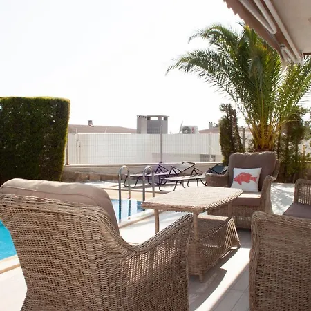Gorgeous 5br 5ba With Private Pool 别墅 *